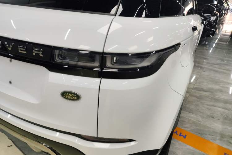 Used Land Rover Range Rover Evoque 2021 Range Rover Velar 249 PS R-Dynamic HSE Luxury Edition