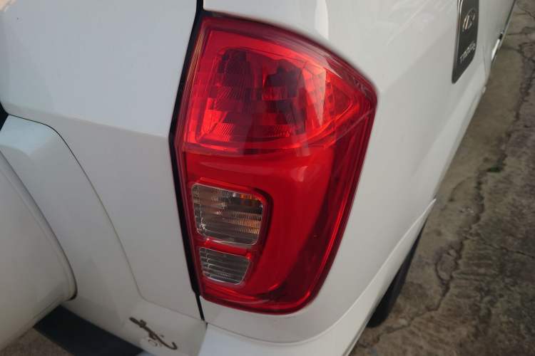 Used Chery Tiggo 3 2015 1.6L CVT ZhiShang Commemorative Edition
