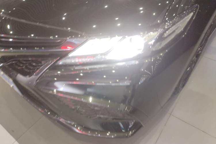 Used Toyota Camry 2023 2.0S Knight Edition
