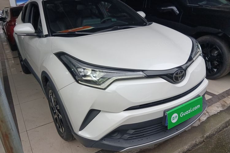 Used Toyota IZOA 2020 2.0L Yichi Version
