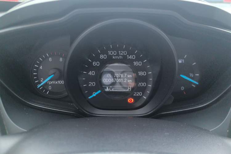 Used Ford Escort 2019 Revised Version 1.5L Manual "Quality Enjoyment" Trim (Tire Pressure Monitoring) China VI Standard
