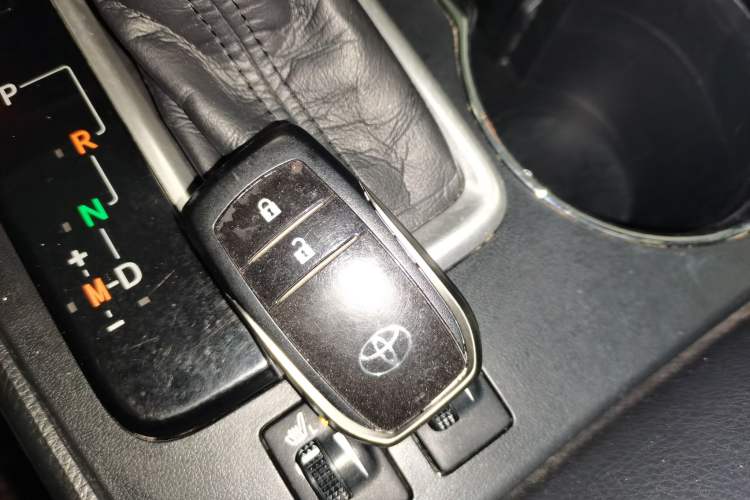 Used Toyota Highlander 2018 2.0T Four-Wheel Drive Knight Edition 7 Seats China VI Standard