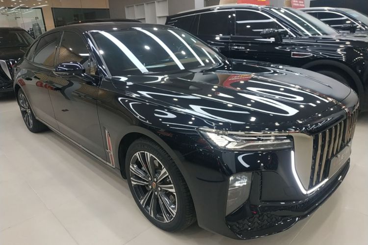 Used Hongqi H9 2024 2.0T Qixiang Private Style Edition
