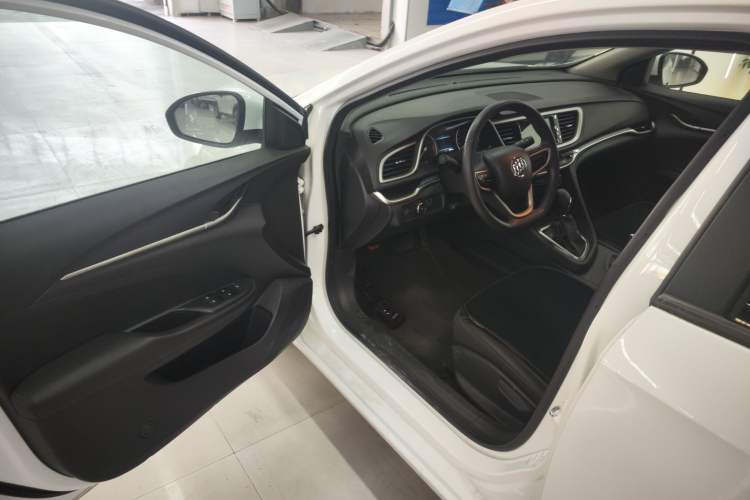 Used Buick GT 2021 Revised Version 1.3T Automatic Mild Hybrid Elite Edition
