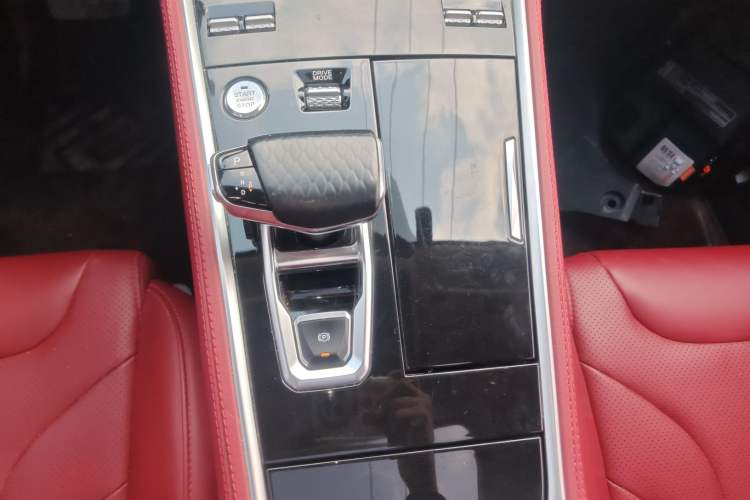 Used Changan CS85 COUPE 2021 1.5T DCT Prestige Model