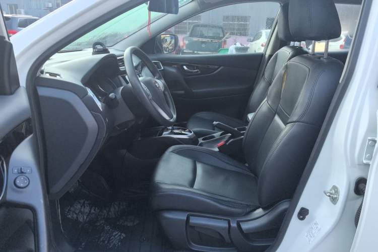 Used Nissan Qashqai 2017 2.0L CVT Elite Edition China VI Standard
