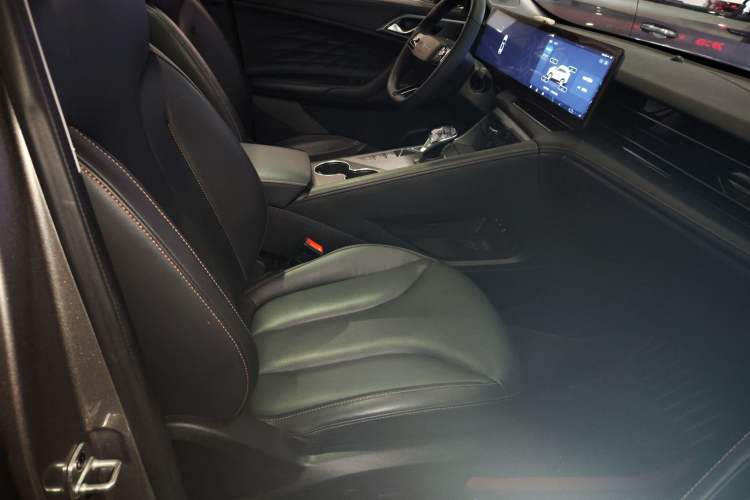 Used Roewe RX5 2023 1.5T Luxury Sliding-Screen Version
