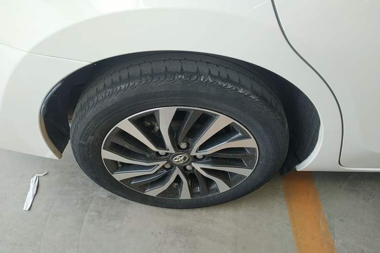 Used Toyota Corolla Hybrid E+ 2019 1.8L E-CVT Leading Edition
