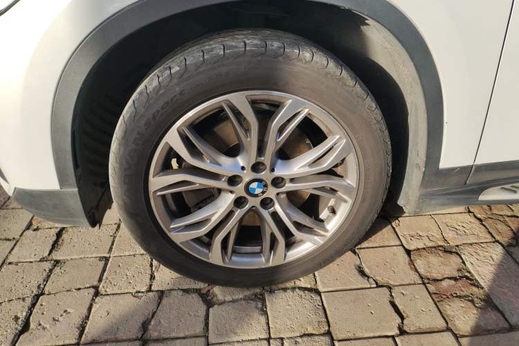 Used BMW X1 2018 sDrive20Li Leading Model
