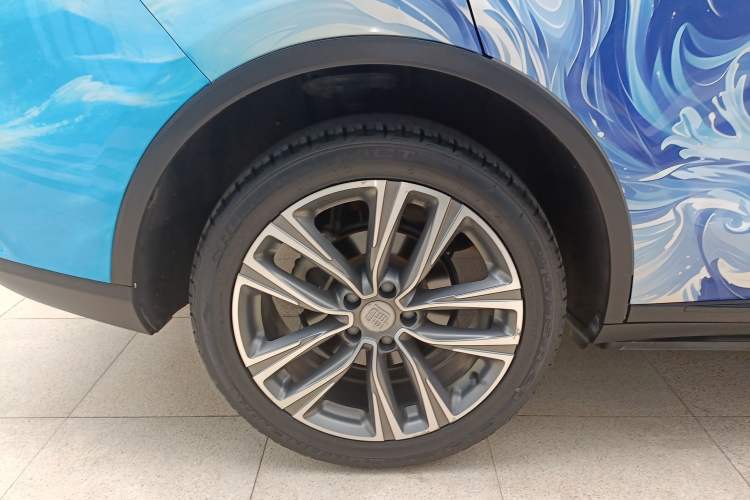 Used BYD Tang 2019 2.0T Automatic SmartConnect Luxury 7-Seater China VI Standard
