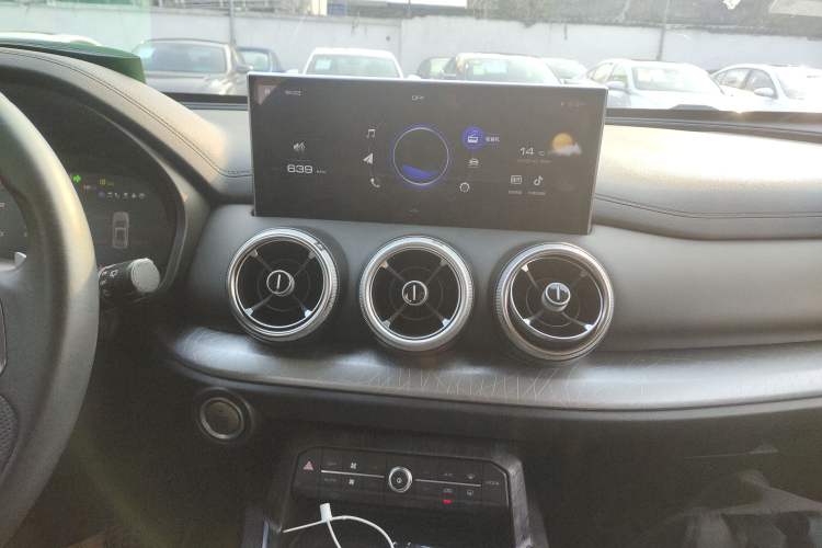 Used Wey VV5 2020 1.5T Two-Wheel Drive Smart Pioneer