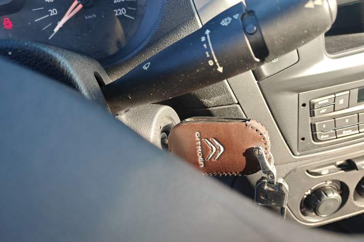 Used Citroen Elysee 2015 Qishang Edition 1.6L Automatic Fashion Model