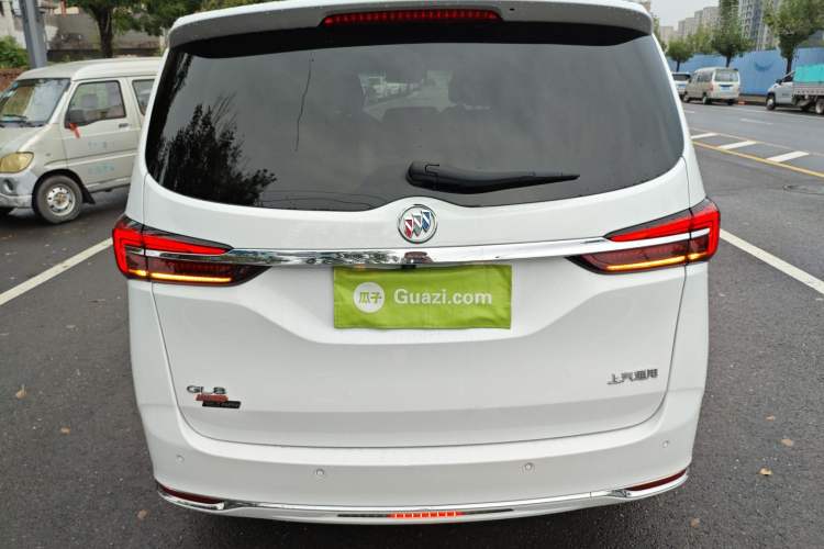 Used Buick GL8 2023 Facelifted Land Cruiser Executive Luxury Version
