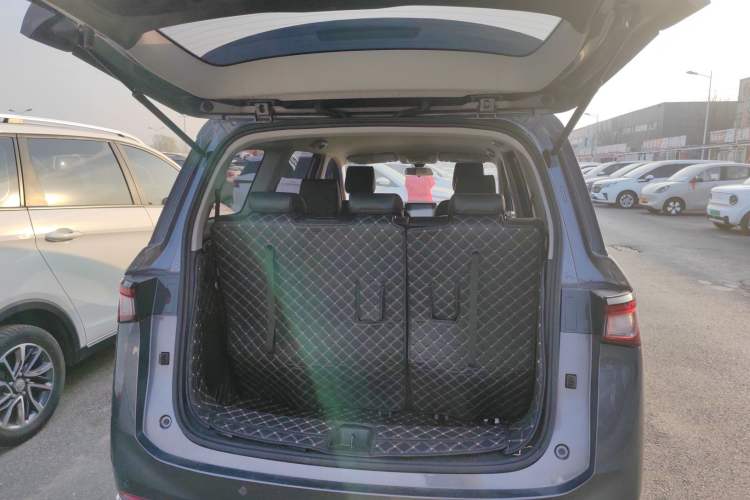 Used Wuling Jiachen 2022 1.5L Manual Comfort Edition