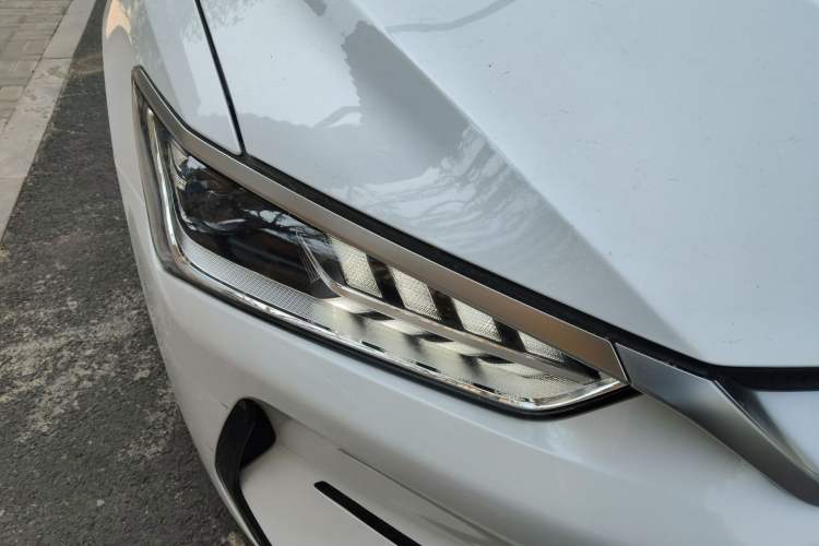 Used BYD Qin PLUS 2021 EV 400KM Luxury Model
