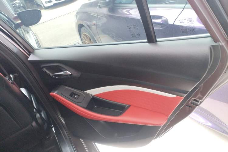 Used MG 5 2023 180 DVVT CVT Luxury Edition
