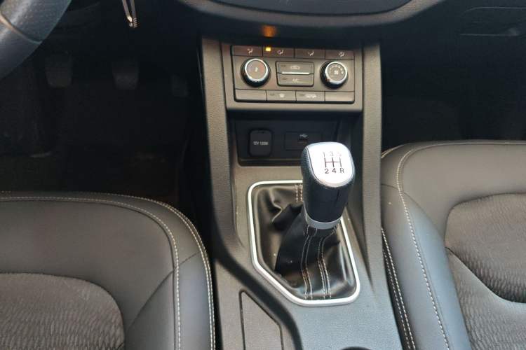 Used Bestune X40 2017 1.6L Manual Comfort Model