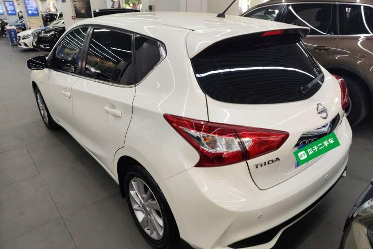 Used Nissan Tiida 2016 1.6L CVT Cool Dynamic Edition
