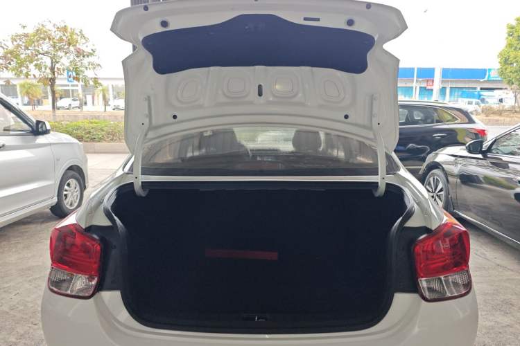 Used Hyundai Verna 2017 1.4L Automatic YueXiang Edition China V-standard