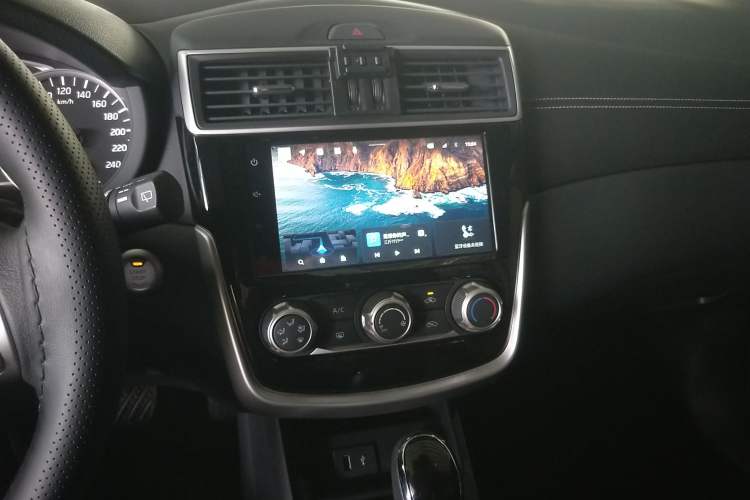 Used Nissan Tiida 2024 1.6L CVT Smart Drive Edition