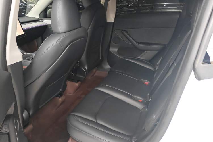 Used Tesla Model Y 2024 Rear-Wheel-Drive Version
