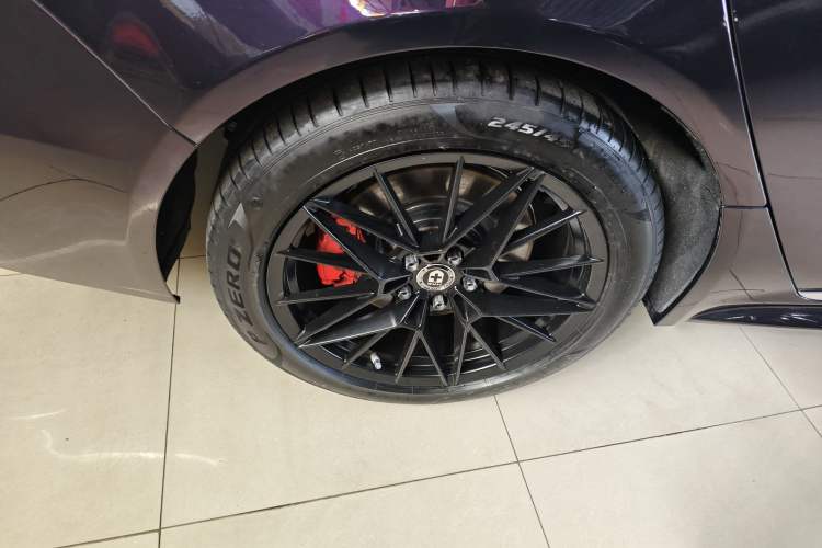 Used Jaguar XFL 2019 XFL 2.0T 250 PS Two-Wheel-Drive Luxury Edition