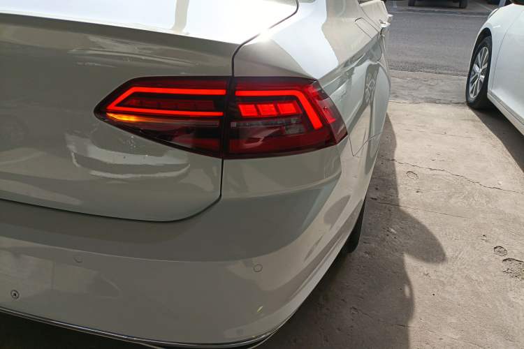 Used Volkswagen Lamando 2021 230TSI DSG Fashion Edition
