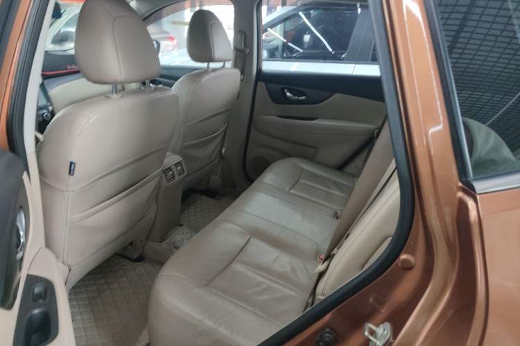 Used Nissan X-Trail 2014 2.0L CVT Comfort Edition 2WD