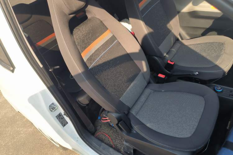 Used Wuling Hongguang MINIEV 2022 Easy Version Lithium Iron Phosphate
