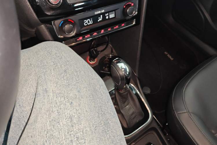 Used Volkswagen Polo 2016 1.6L Automatic Luxury Model
