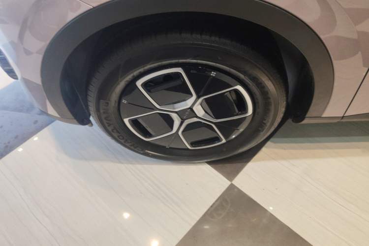 Used AION UT 2025 330 Starlight Edition