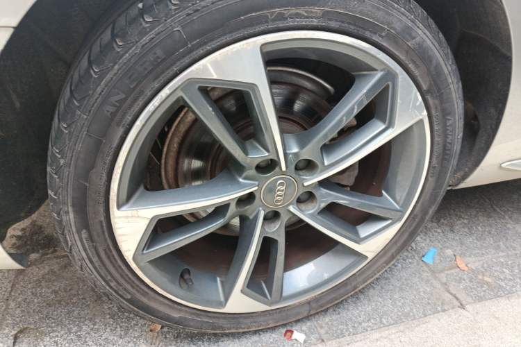 Used Audi A4L 2019 40 TFSI Ambition China VI
