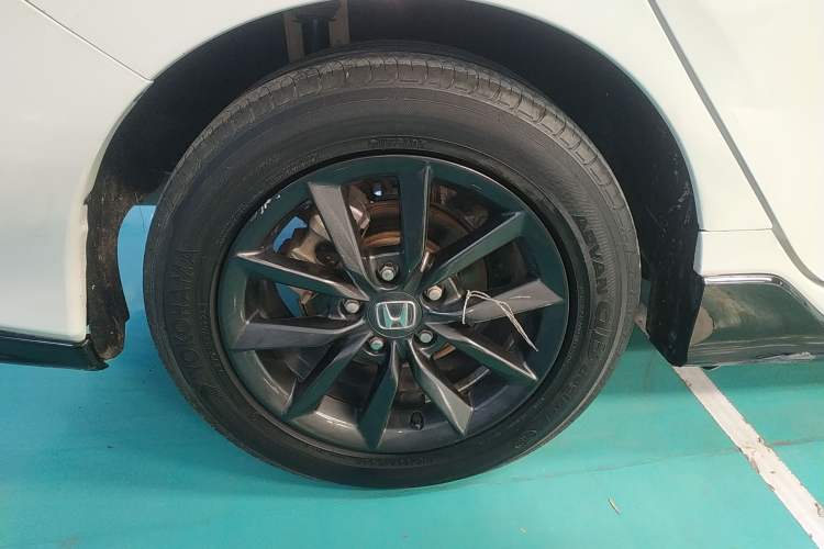 Used Honda Civic 2021 HATCHBACK 220TURBO CVT New Trendsetter
