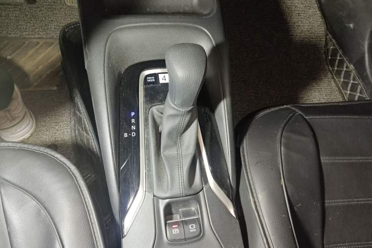 Used Toyota Corolla 2022 Dual-Motor 1.8L E-CVT Pioneer Edition