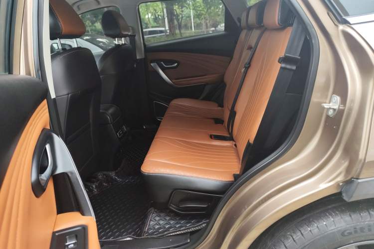 Used Jetour X70 2018 1.5T Automatic Smart Drive Edition