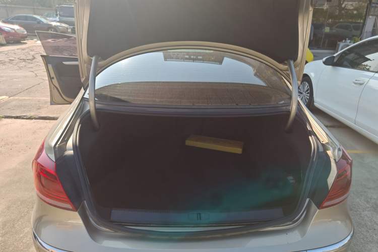 Used Volkswagen FAW-Volkswagen CC 2016 1.8TSI Prestige Model
