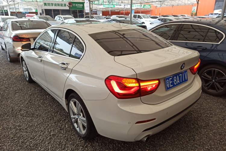 Used BMW 1 Series 2017 118i Design Package Model
