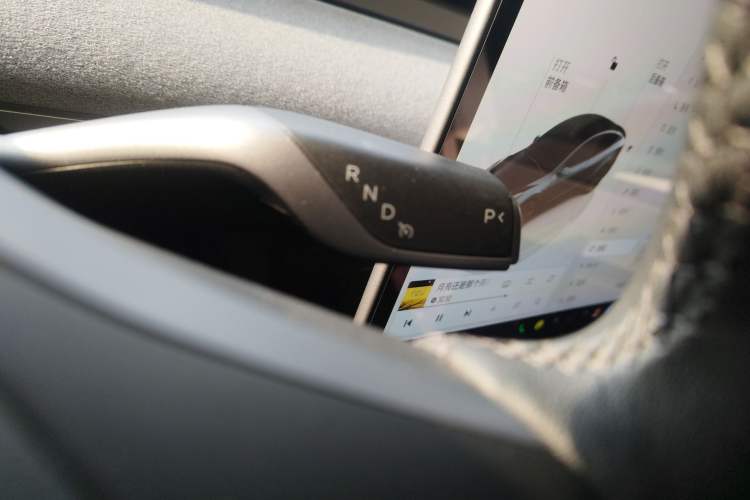 Used Tesla Model Y 2024 Rear-Wheel-Drive Version