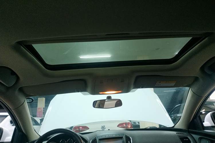 Used Buick Regal 2014 2.0L Leading Fashion Edition
