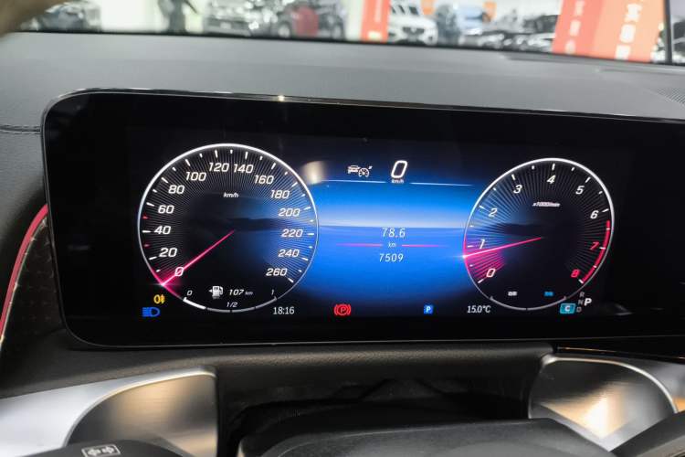 Used Mercedes-Benz GLB 2024 GLB 220 Fashion Model