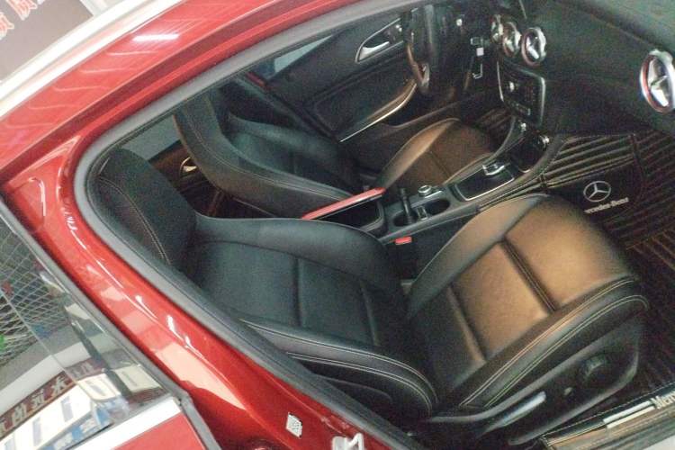 Used Mercedes-Benz GLA 2017 GLA 200 Fashion Model
