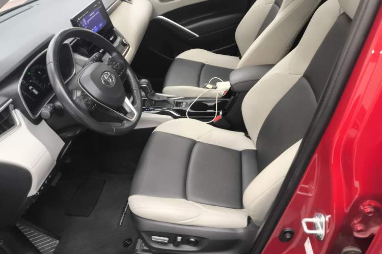 Used Toyota FRONTLANDER 2023 2.0L Smart Electric Hybrid Dual-Engine Deluxe Version
