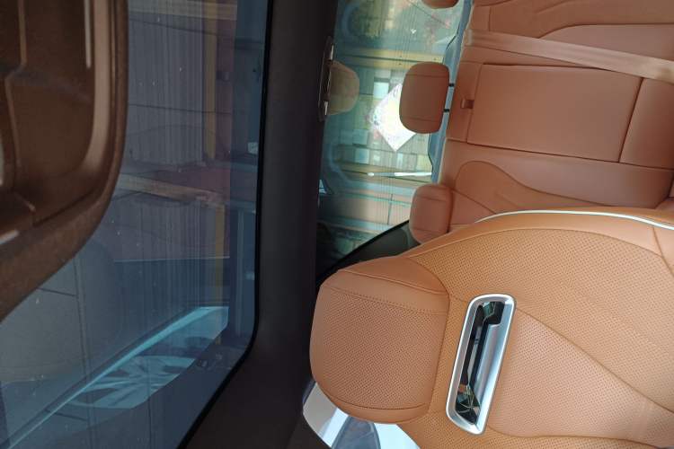 Used ORA Lightning Cat 2022 555 km Luxury Edition