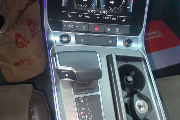 Used Audi A7L 2022 45 TFSI S-line Dream-Building Edition
