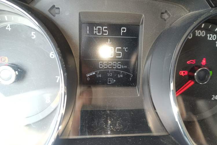 Used Volkswagen C-TREK 2017 1.6L Automatic Comfort Model
