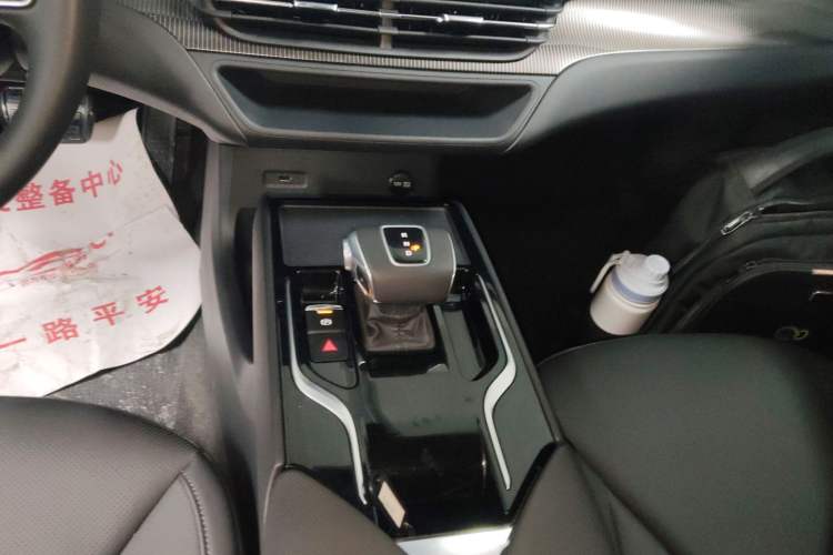 Used Hongqi E-QM5 2023 Revised Version Basic Travel Edition
