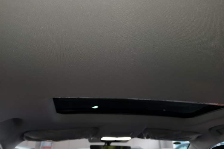 Used Roewe i5 2023 1.5L CVT Luxury Edition
