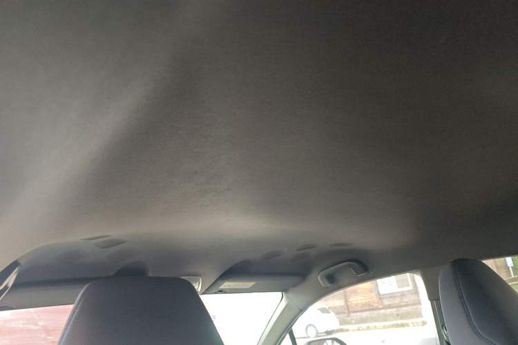 Used Toyota C-HR 2018 2.0L Leading Edition China VI
