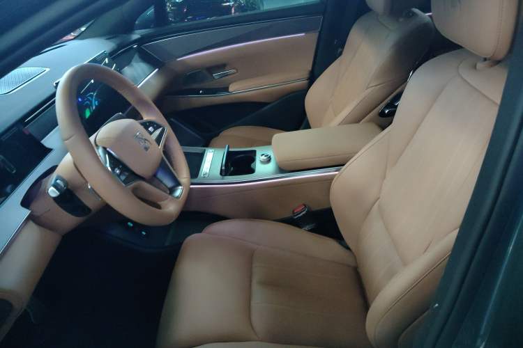 Used BYD Han L 2025 DM-p Four-Wheel-Drive LiDAR Flagship Model
