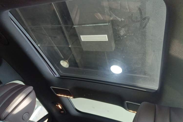 Used Mercedes-Benz GLC 2022 Facelift GLC 260 L 4MATIC Luxury Edition
